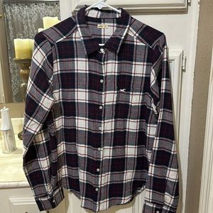 Hollister women’s plaid shirt
